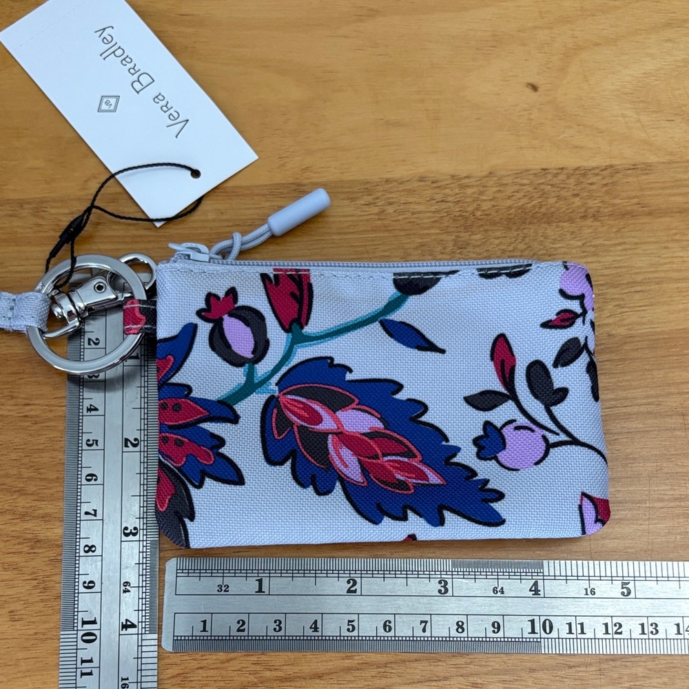 Vera Bradley Vineyard Floral lighten up Zip ID & Lanyard NWT - Picture 5 of 6